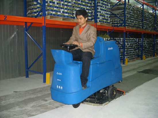 愛瑞特駕駛式洗地機(jī)成功進(jìn)入加拿大市場